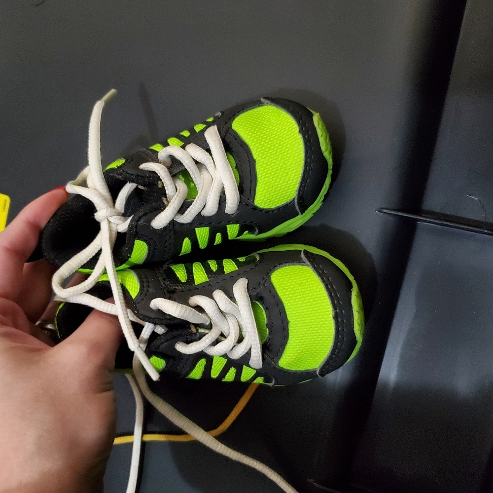 Kids shoes